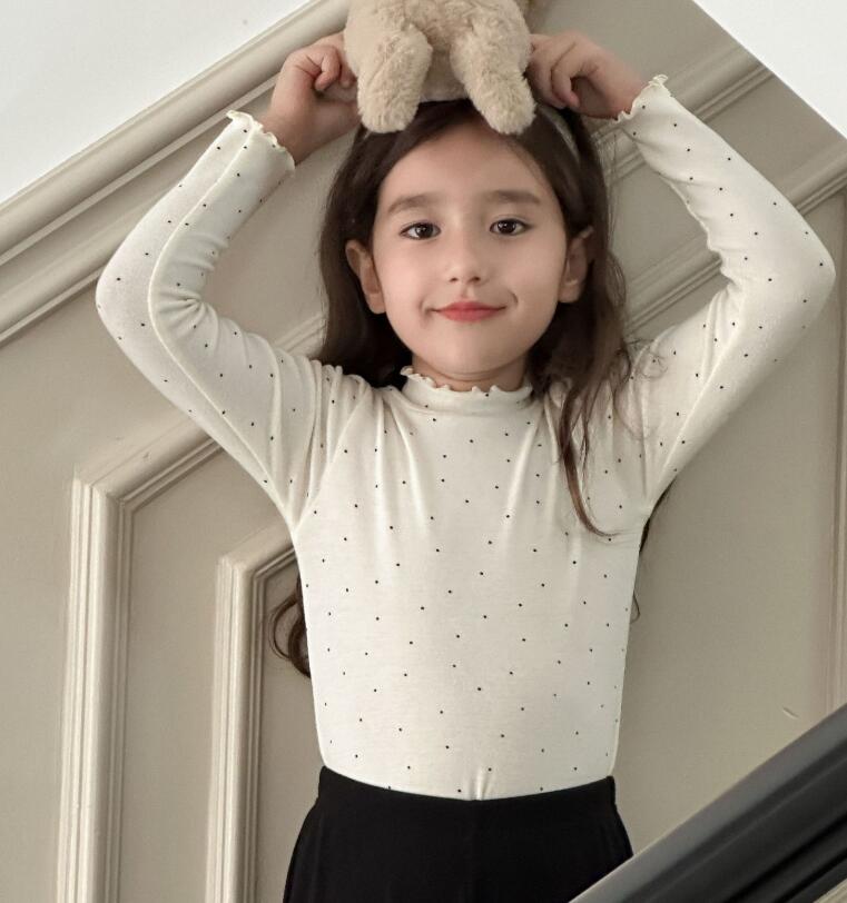 2024秋新入荷LM★子供服　トップス★90cm〜150cm 5色