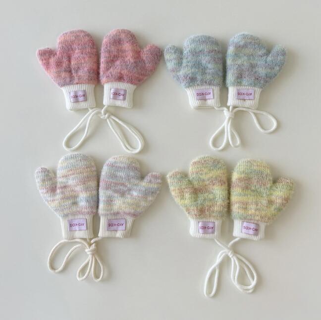 2024新品★大人気　キッズ用★子供　手袋★4色