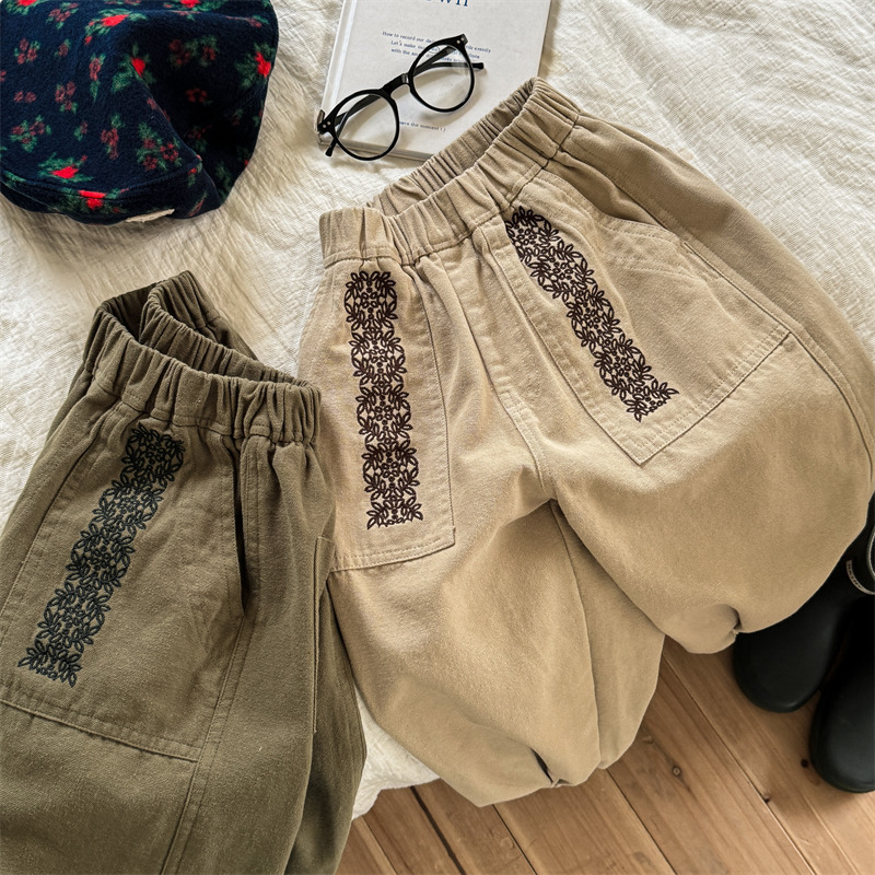 2024秋新入荷★子供服　ズボン★80cm〜130cm 2色