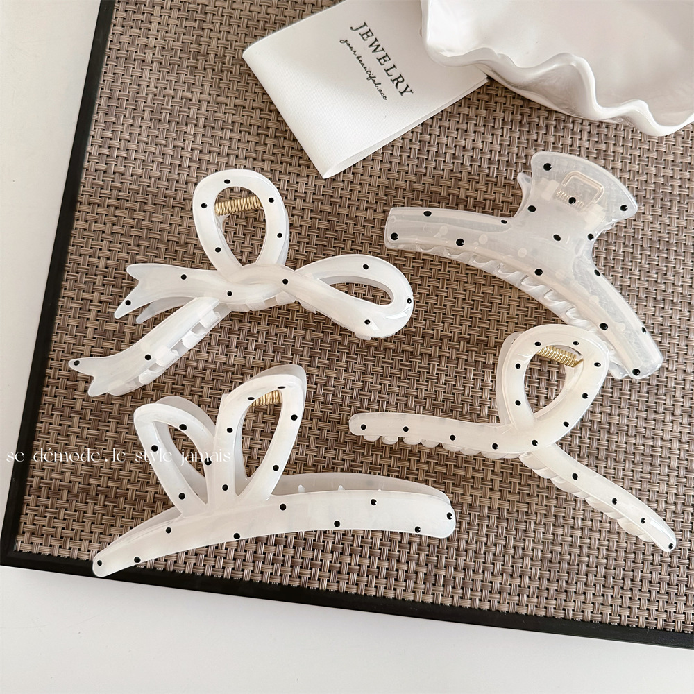 2024★髪飾り★ヘアアクセサリー★バンスクリップ★ヘアクリップ