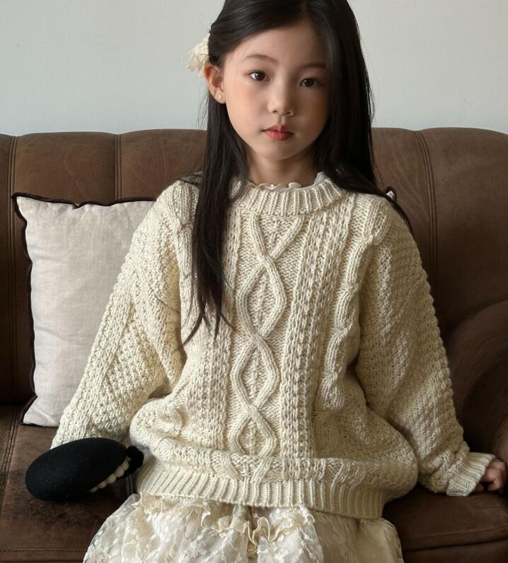 2024年新HY★子供服　セーター★100cm〜160cm 2色