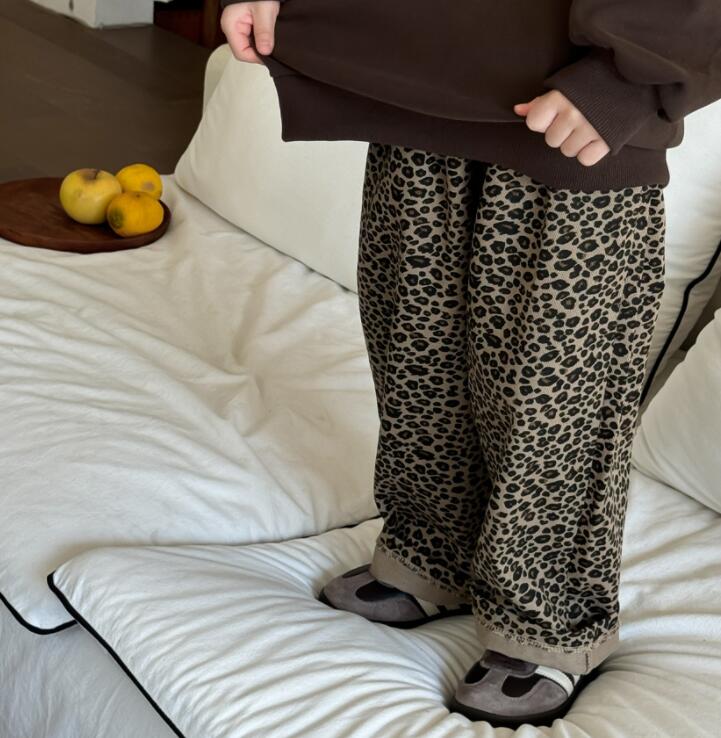 2024新入荷Y★子供服　ズボン★90cm〜150cm