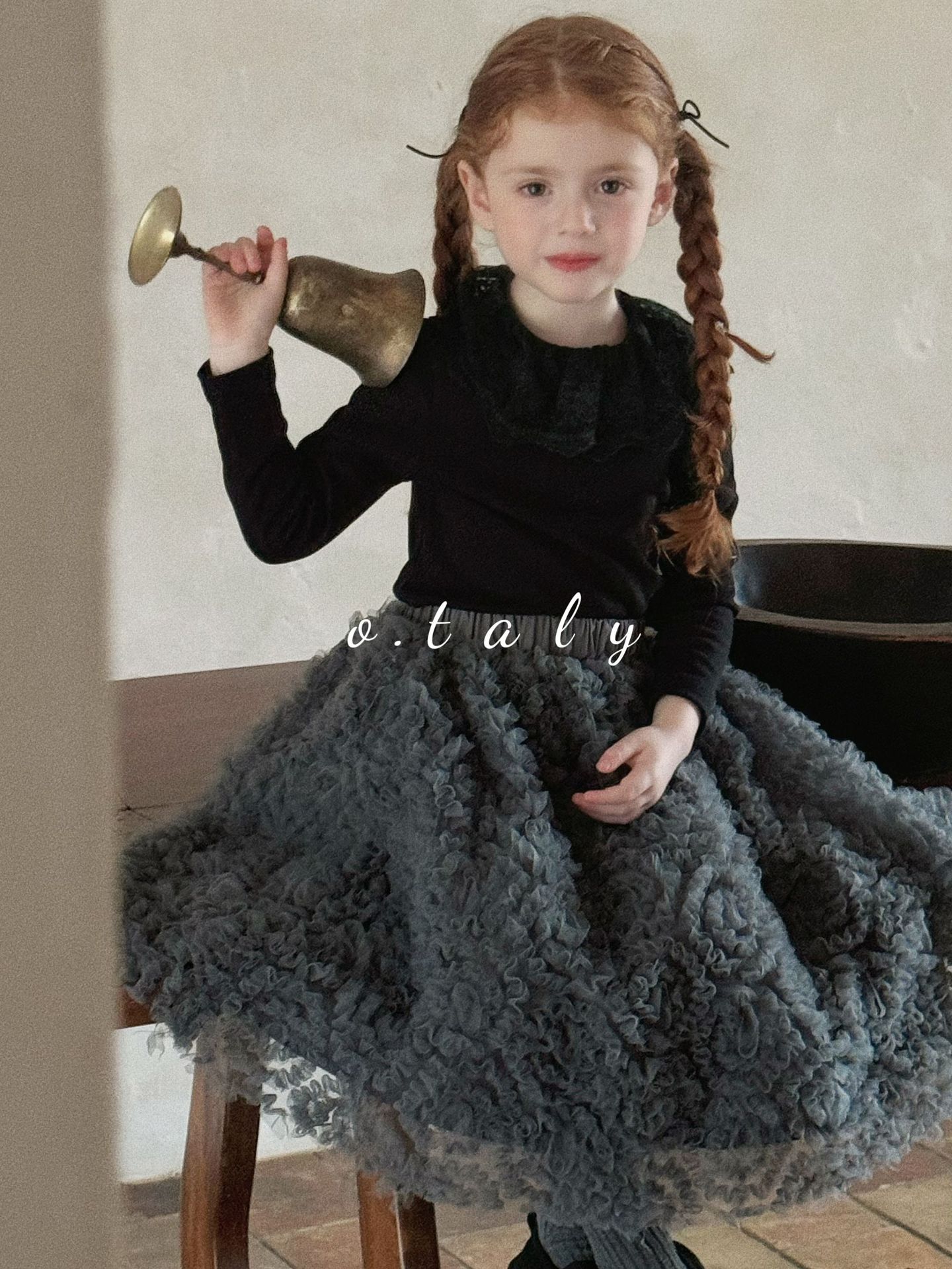 2024秋冬新品 otaly★子供服　トップス★90cm〜130cm 2色