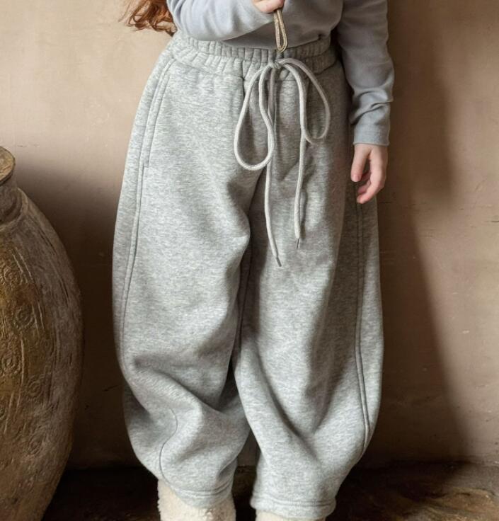 2024秋冬otaly★子供服　ズボン★90cm〜130cm 2色