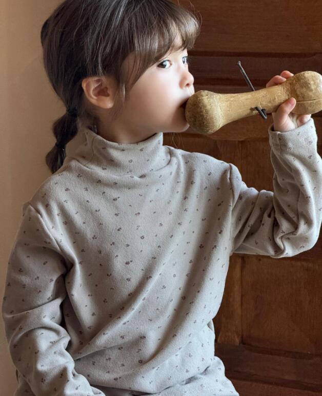 2024秋冬新作J★子供服　トップス★90cm〜140cm 4色