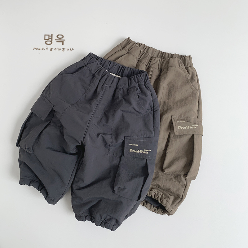 2024秋冬新入荷★子供服　ズボン　裏起毛★80cm〜130cm 2色