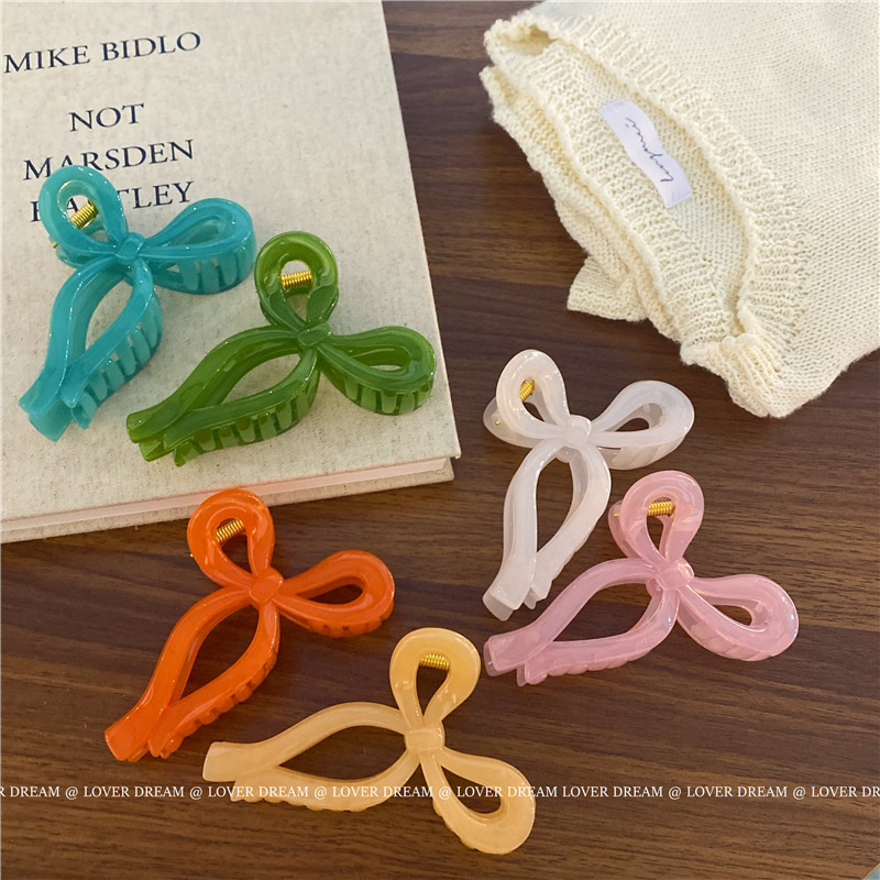 2024★髪飾り★ヘアアクセサリー★バンスクリップ★ヘアクリップ