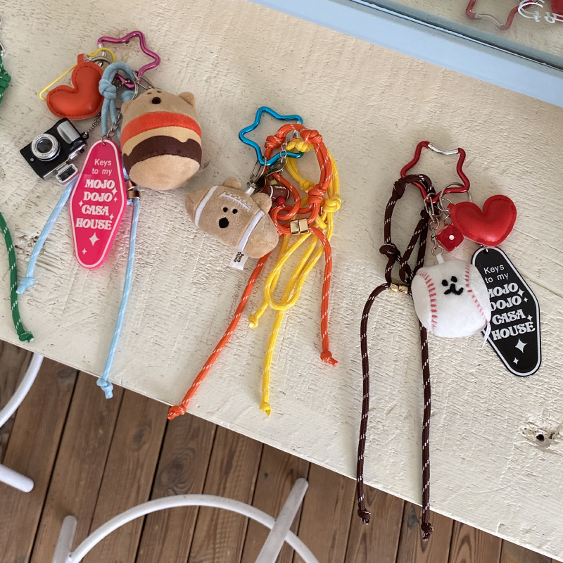 ★可愛いキーホルダー　装飾品★ぬいぐるみキーチェーン★4柄