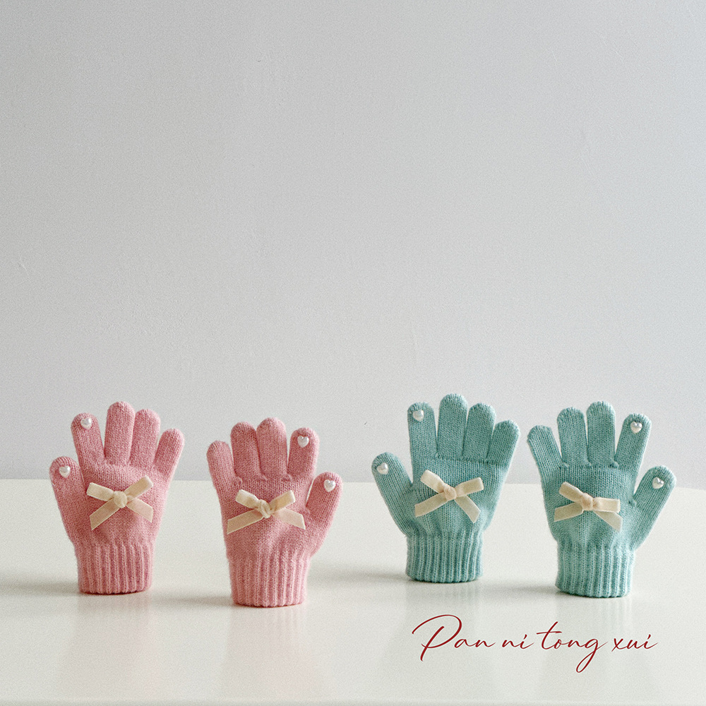 2024新品★大人気　キッズ用★子供　手袋★10色