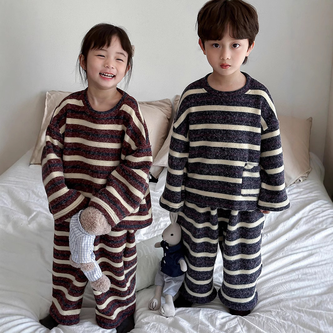 「2025」子供服★トップス+ズボン★セットアップ★部屋着★韓国風子供服★2色80cm〜140cm