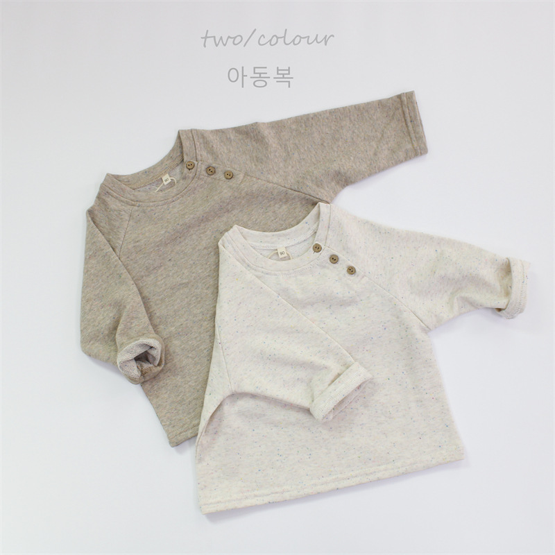 2025春新作★子供服　トップス★90cm〜140cm 2色