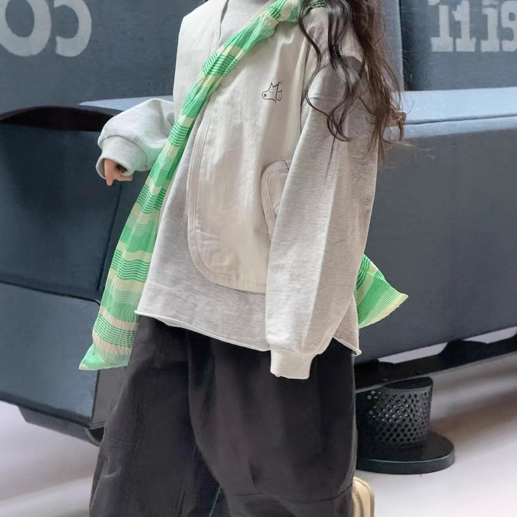 2025新品★子供服　トップス&ベストコート&ズボン★90cm〜140cm