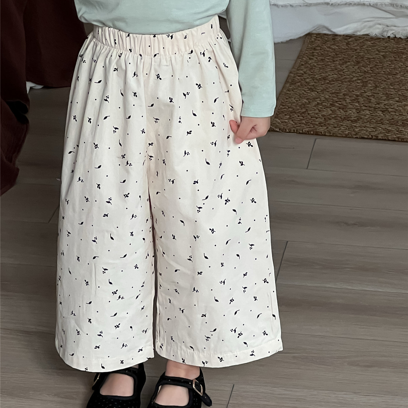 「2025」子供服★ズボン★ボトムス★花柄★韓国風子供服★80cm〜130cm