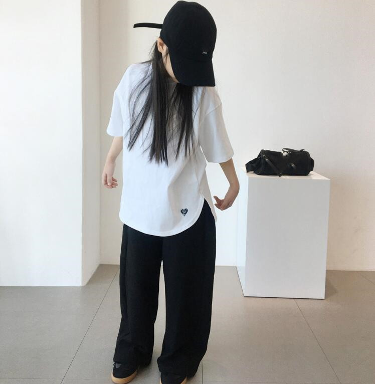 2025夏新作★子供服　トップス★90cm〜140cm 2色