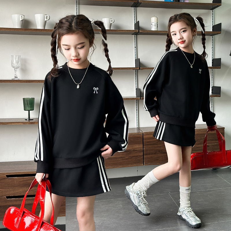 2025新品★子供服　セットアップ★120cm〜170cm
