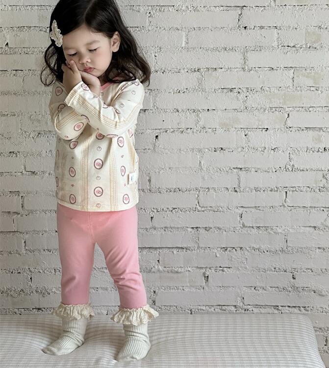 2025新品★子供服　部屋着　ルームウェア　セットアップ★73CM〜110cm