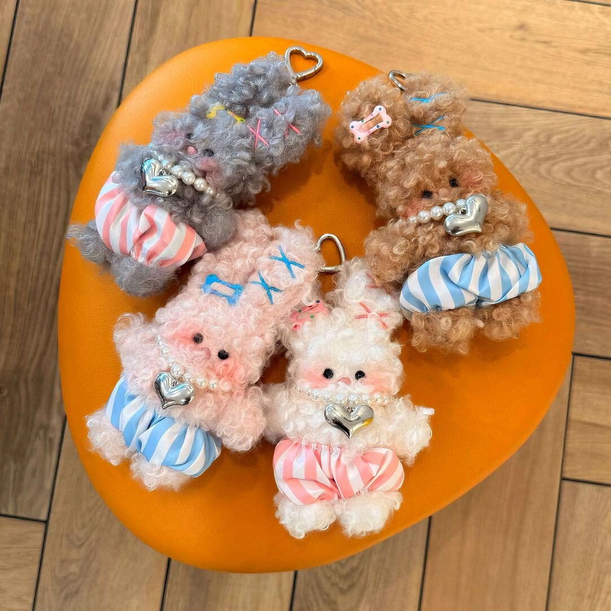 ★可愛いキーホルダー　装飾品★ぬいぐるみキーチェーン★バッグチャーム