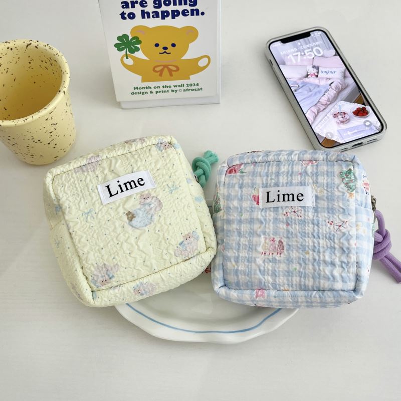 ★収納袋★可愛い財布　化粧袋　ポーチ★2種