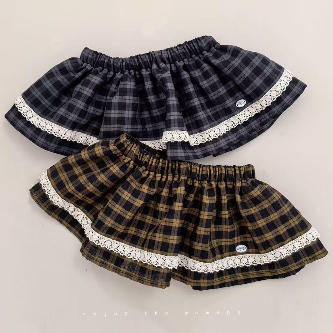 2025新品★子供服　スカート★ 2色