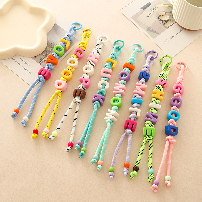 ★可愛いキーホルダー　装飾品★キーチェーン★バッグチャーム