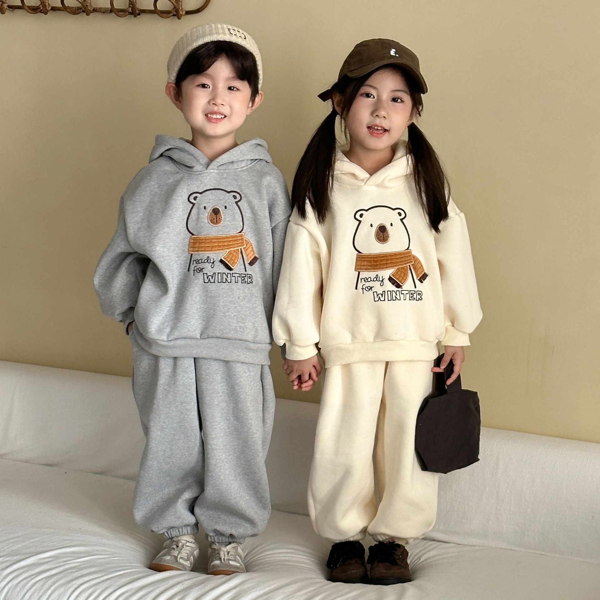 2025冬新品QMM★子供服　セットアップ★80cm〜150cm 2色