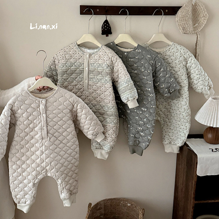 2025冬新入荷★子供服　厚手連体服　ルームウェア★80cm〜120cm 4色