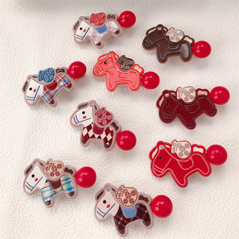 2025年新品★髪飾り　アクセサリー★ヘアビン