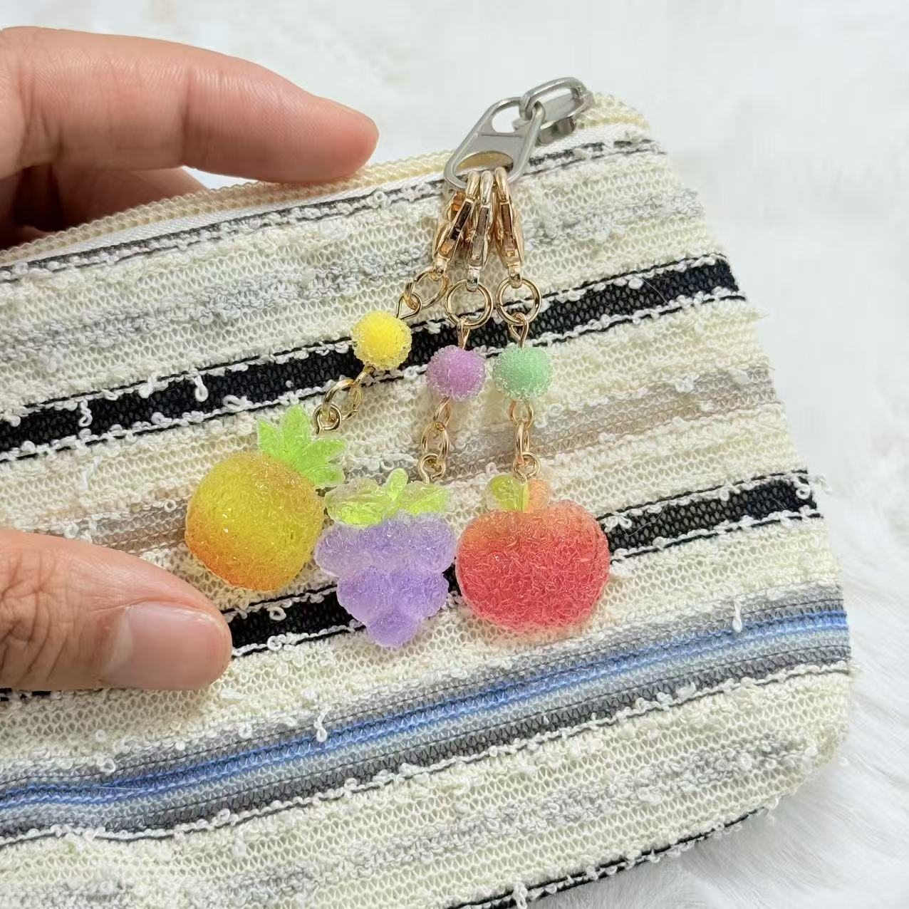 ★可愛いキーホルダー　装飾品★キーチェーン★バッグチャーム