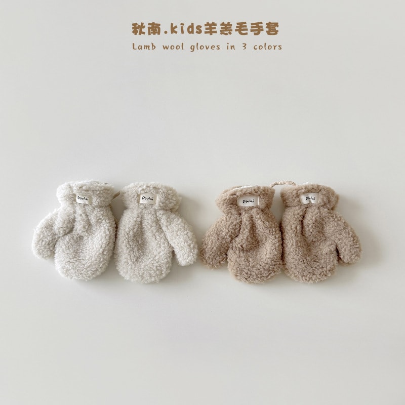 2026新品★大人気キッズ用★子供　手袋★3色