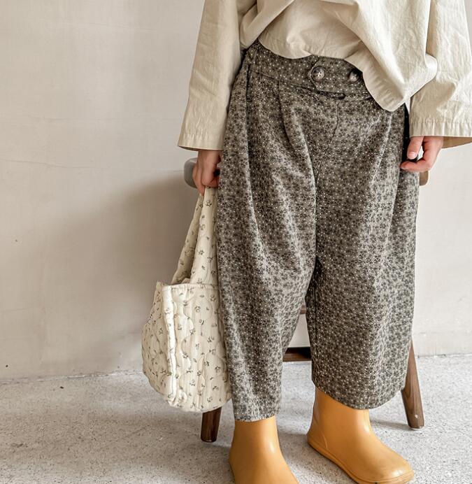 2023新品★子供服　ズボン★80-130cm★2色