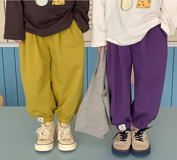 2023春新品★子供服　ボトムス　ズボン　90-140cm★2色