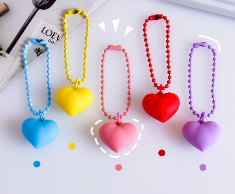 大人気新品   雑貨  ★キーホルダー★可愛いデザイン★ストラップ★