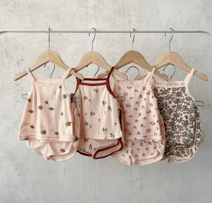 子供服★トップス+パンツ★セットアップ★韓国風子供服★袖なし★ベビー★4色★66-100CM