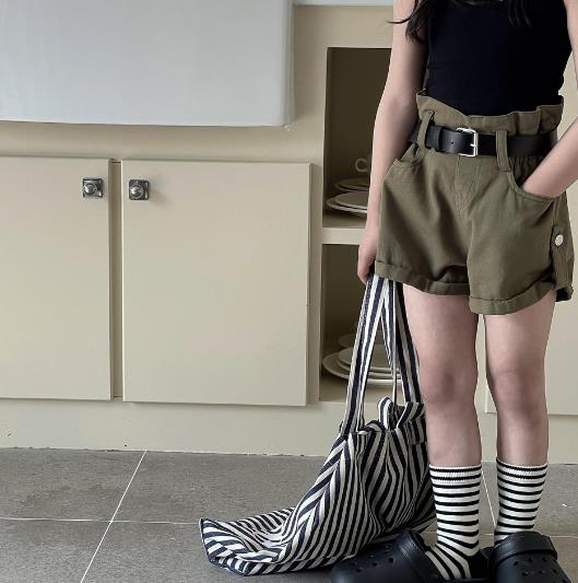 2023夏新品★子供服　ボトムス　デニムショートパンツ　ベルト付き　90-140cm