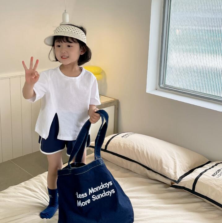 2023年★子供服　ショートズボン★90-130cm★2色