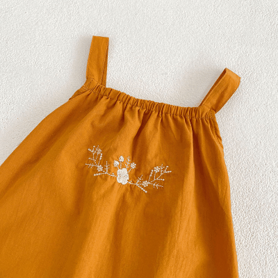 夏新作 ベビー ガールズ 連体服 花柄刺繍 サロペット 吊りズボン ノースリープ ロンパース 66-100