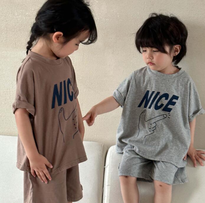 子供服★トップス+パンツ★セットアップ★キッズ★男女兼用★韓国風子供服★2色★80-150CM