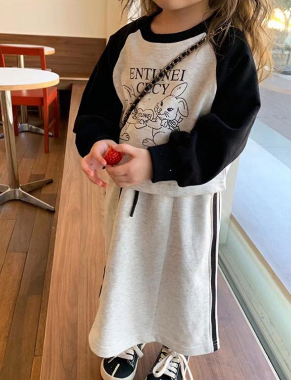 2024年★子供服　トップス+スカート　セット★90-130cm★