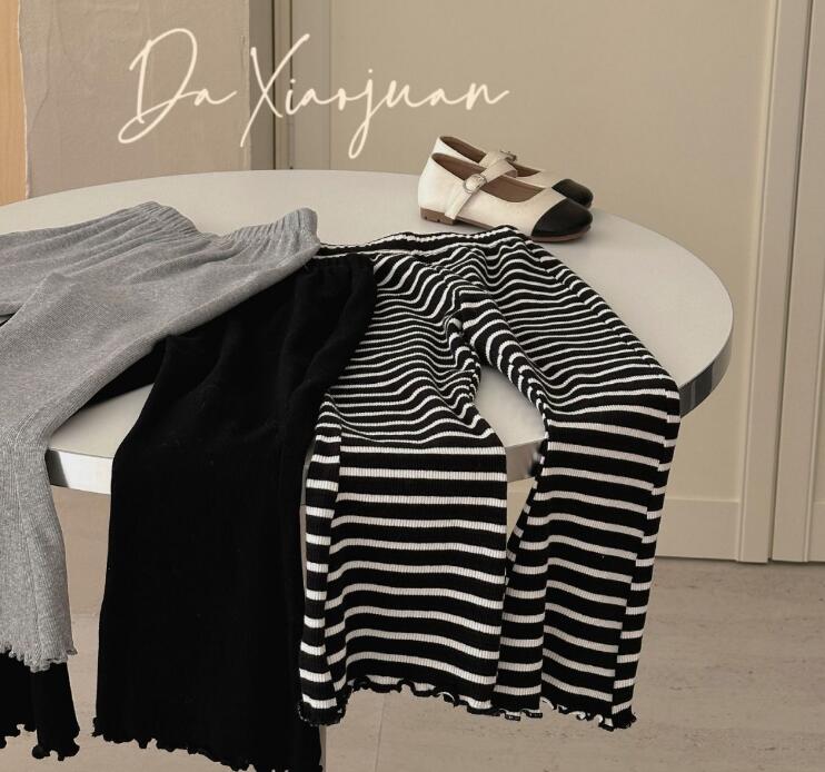 2024年新品★子供服 　ズボン★90-140cm★3色