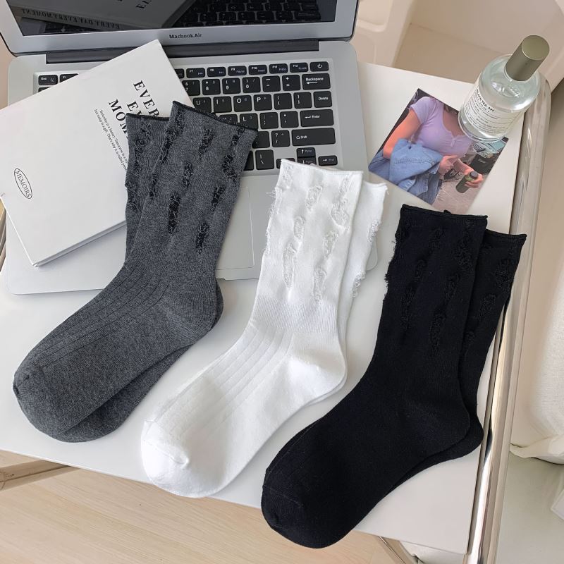 「2024」靴下★レディース★ソックス★大人用★女性用靴下★可愛い★3色