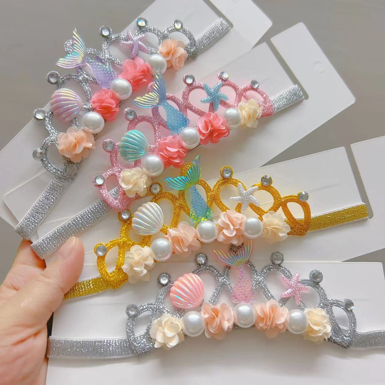 ベビー用★ヘアバンド★髪飾り★子供用★ヘアアクセサリー★可愛い★4色