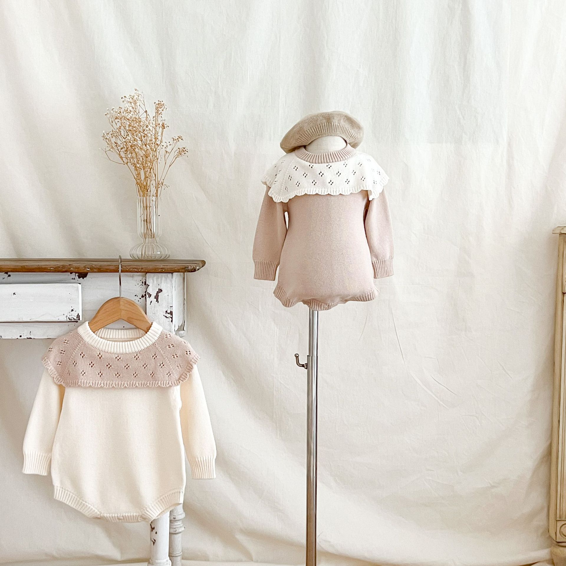 2024秋新入荷★ベビー服　ニットロンパース★66cm〜100cm 2色