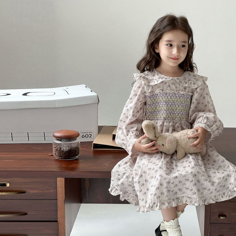 2024秋新入荷LM★子供服　ワンピース★90cm〜150cm