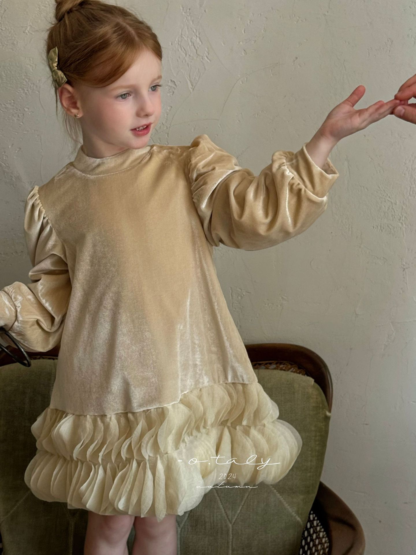 2024秋otaly★子供服　ワンピース★90cm〜130cm