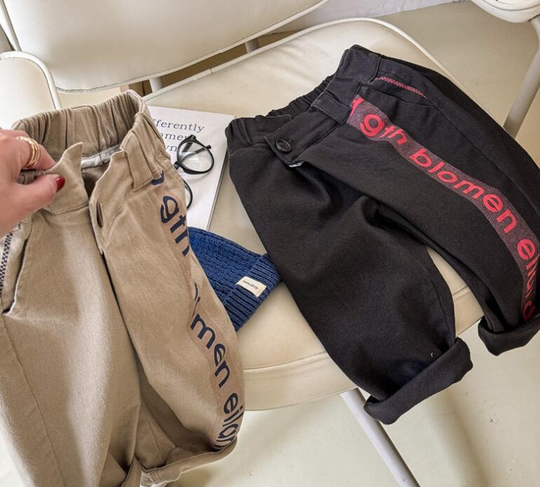 2024秋新入荷★子供服　ズボン★80cm〜130cm 2色