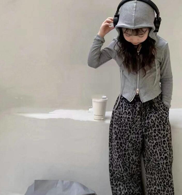 「2024」子供服★トップス+ズボン★セットアップ★韓国風子供服★2色5#〜13#