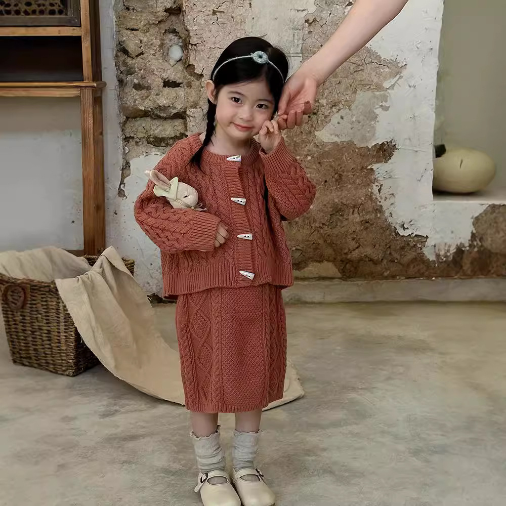 2024秋新品ZX★子供服　ニットセットアップ★90cm〜150cm 3色