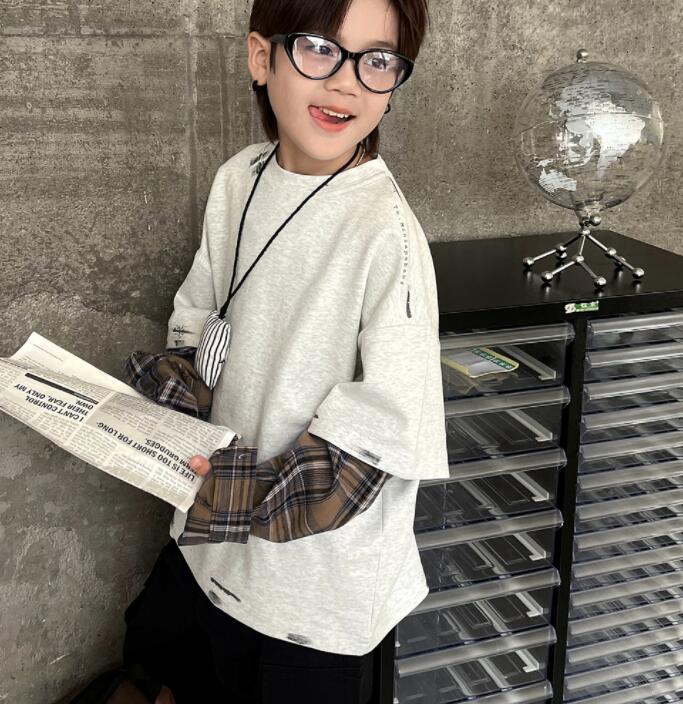 2024秋新作★子供服　トップス★90cm〜160cm 2色