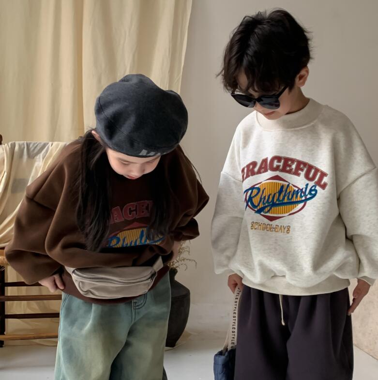 2024新品★子供服　トレーナー　トップス　裏起毛★90cm〜150cm 2色