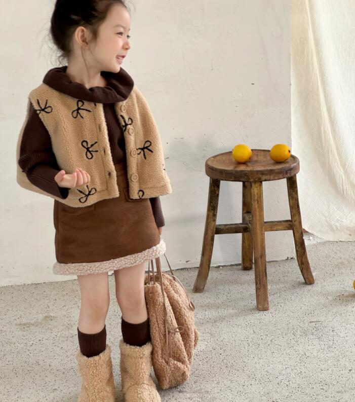 2024秋冬新品Y★子供服 　ベストコート★90cm〜150cm